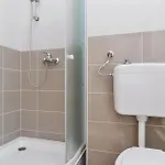 In With Swimming Pool * Nin