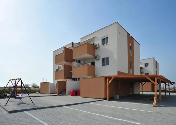 Апартаменты In With Swimming Pool *