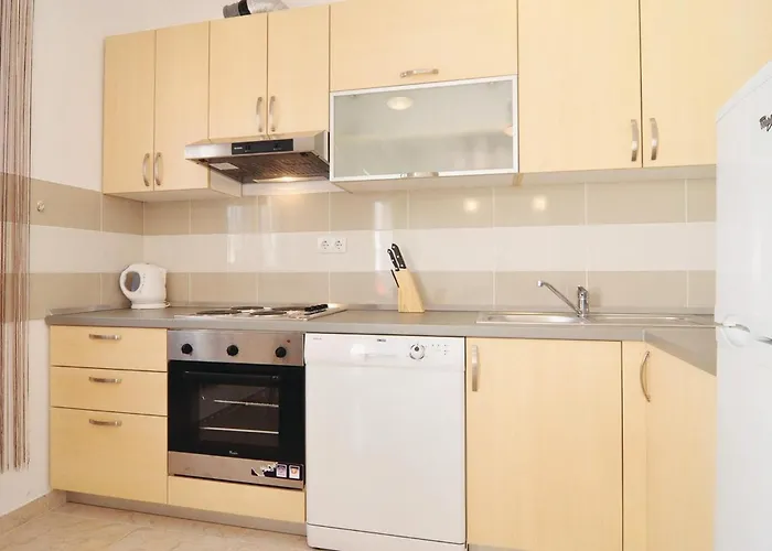 In With Swimming Pool